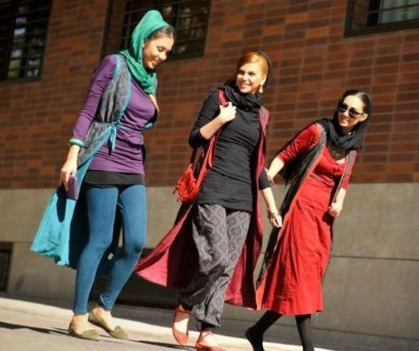 Gărzile Revoluției Islamice din Iran au descins în mai multe agenții de modeling acuzate de "promovarea vulgarității"