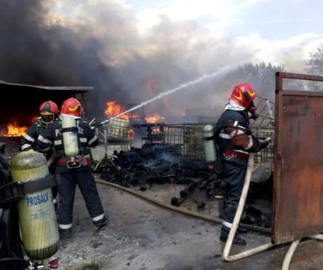 Incendiu periculos în România. A fost activat sistemul Ro-Alert