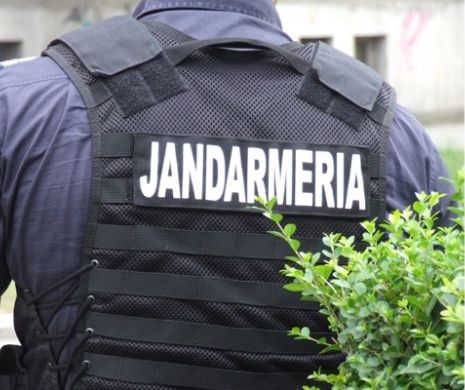 Jandarm dat în urmărire. Poliția îl caută după un accident grav