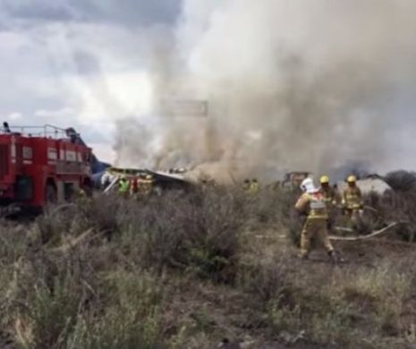 Mexic: 13 persoane și-au pierdut viața după ce avionul în care se aflau s-a prăbușit