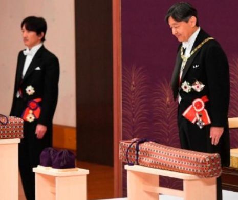 Noul împărat al Japoniei a salutat pentru prima dată poporul