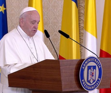 Papa, la Palatul Cotroceni: „Mă gândesc în primul rând la fenomenul emigrației care a angrenat multe milioane de persoane care și-au lăsat casa și patria pentru a căuta noi oportunități de lucru și de viață demnă”