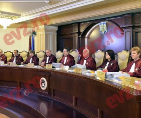 Parlamentul, în chinurile facerii pentru nominalizarea judecătorilor CCR