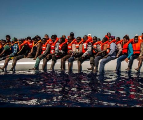 200 de migranți care intenționau să ajungă în Europa au fost opriți în largul  Mării Mediterane