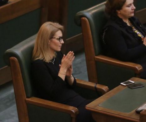 Alina Gorghiu: „Revocarea din funcţie a preşedintelui Senatului este un demers care poate fi oricând susţinut”