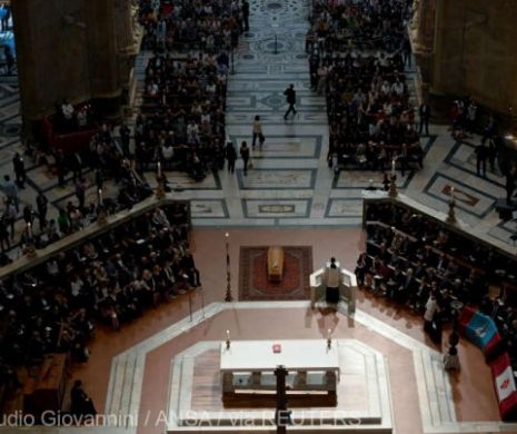 Ceremonia de înmormântare a marelui cineast Franco Zeffirelli. Declaraţie emoţionantă a primarului oraşului Florenţa