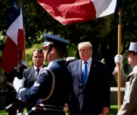 Donald Trump a interzis ambasadelor să arboreze un drapel pe catargul oficial