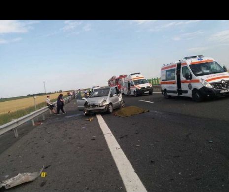 Grav accident rutier în Arad. Şapte persoane au fost duse de urgenţă la spital