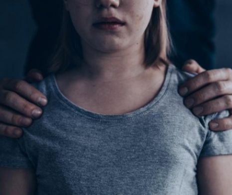 O poveste terifiantă! O fetiță de 12 ani, victima unui pedofil traficant de droguri