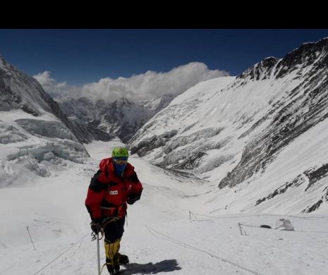 Slalom printre cadavrele de pe Acoperișul Lumii. Teofil Vlad, alpinistul scăpat din infernul de pe Everest