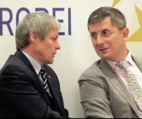 Dacian Cioloș l-a luat peste picior pe Dan Barna: „Acum eu chiar bat la taste, chiar scriu pe bune”