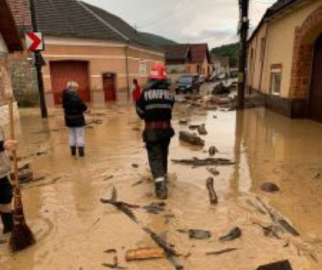 Bilanț devastator în Hunedoara. Sute de gospădării, inundate de viitura din Valea Jiului
