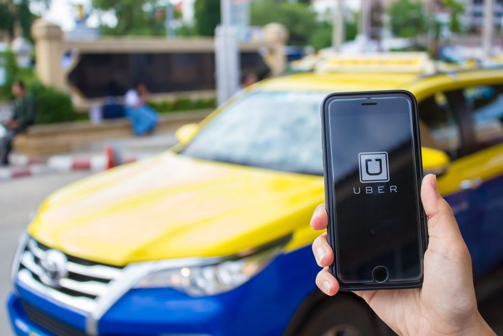 Studiu: Serviciile de tip Uber, contribuție semnificativă la creșterea traficului în zonele supraaglomerate
