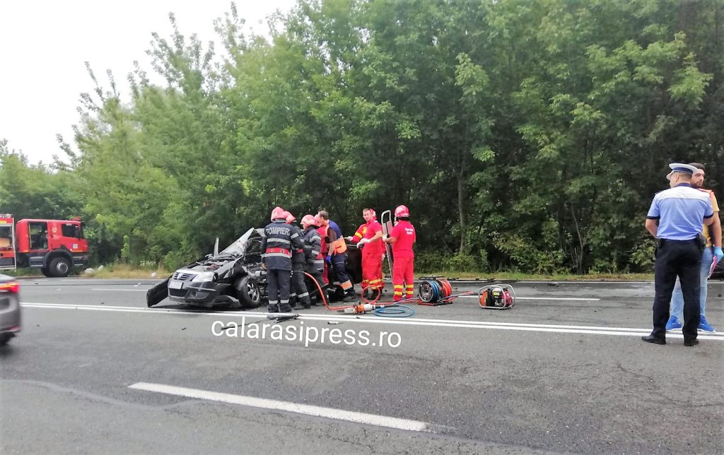 Grav accident de circulație, cu doi morți, în județul Călărași