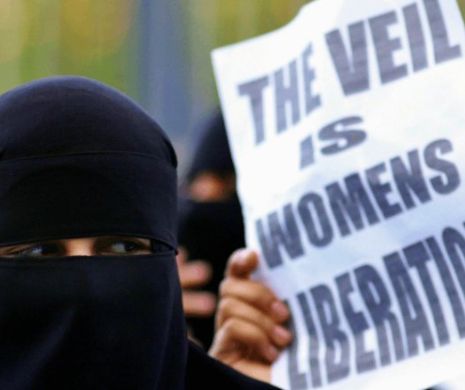 Cultura Occidentală și-a pus o Burqa în cap