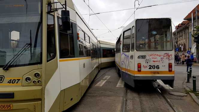 Justiția a declarat ilegală licitația celor 100 de tramvaie pentru București