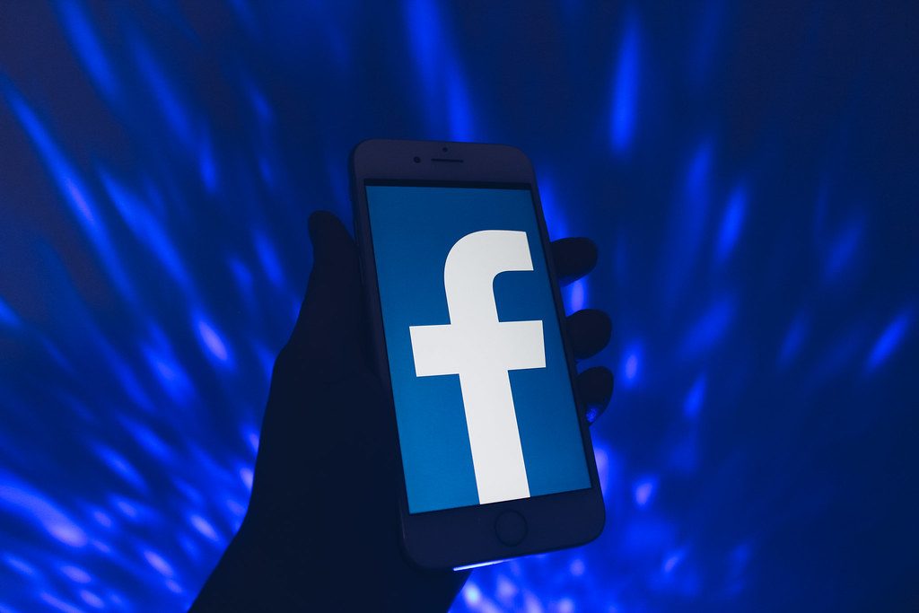 Facebook ascunde „like” -urile din Australia