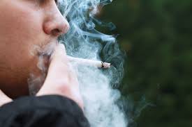 Veste dulce-amară pentru fumători. Cercetătorii o spun clar!