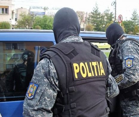 Grupare infracțională în furturi din locuințe, capturată la Constanța. Zeci de persoane, reținute UPDATE