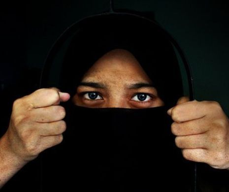 Indonezia: Femeie condamnată la închisoare, după ce a fost hărțuită