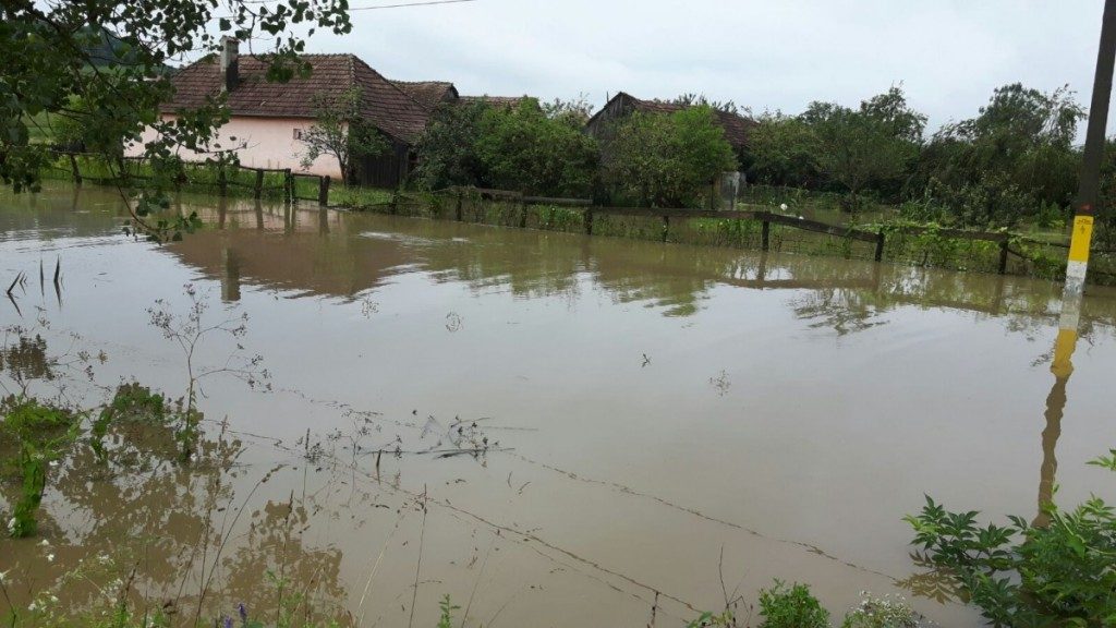 Moldova sub cod Roșu de inundații. Râul Prut depășește cu 118 centrimetri cota de pericol
