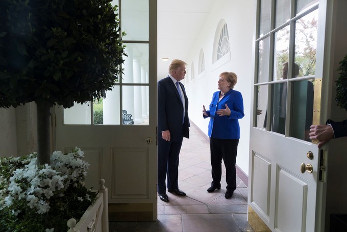 Conflict la nivel înalt. Trump cere Germaniei trupe terestre în Siria. Răspuns prompt venit de la Merkel