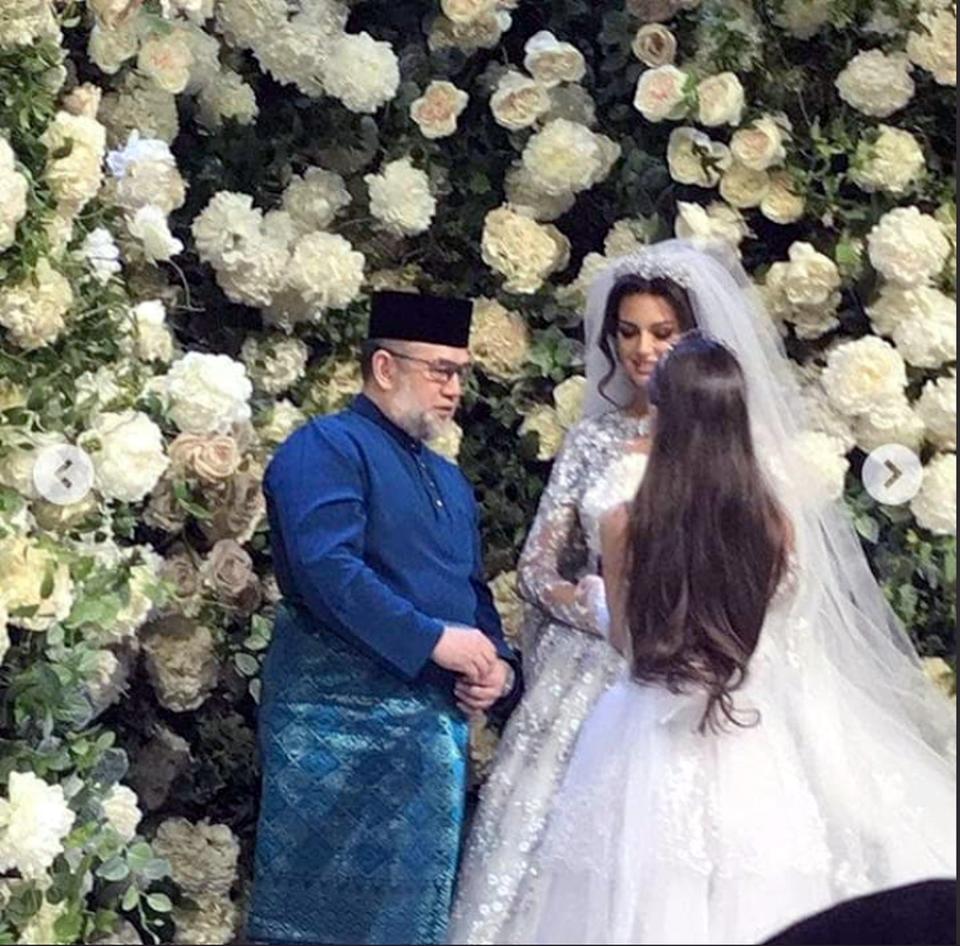 Divorț regal. Fostul rege al Malaeziei a divorțat la doar un an după căsătoria cu o regină a frumuseții din Rusia