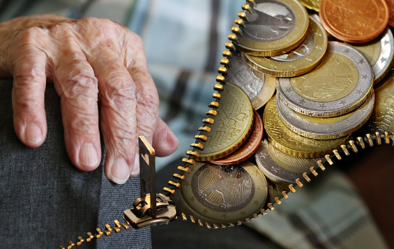 Ce se întâmplă cu pensiile mari? Dezvăluirea unui senator PSD. News alert social