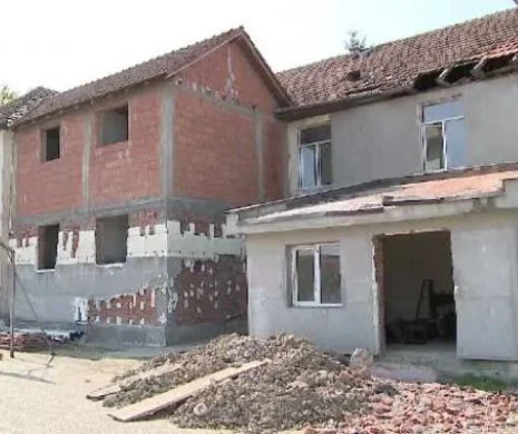 România anului 2019: Liceu vechi de 40 de ani, fără toalete și autorizații! „Copiii se abțin până ajung acasă”