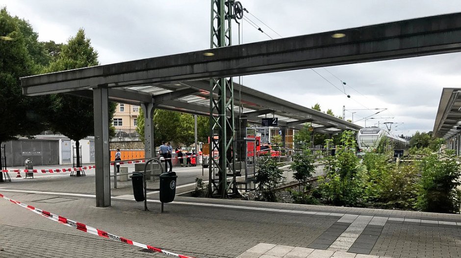 Dramă în Germania. Două persoane înjunghiate au decedat pe loc
