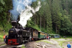 Sub asediu: Comoara turismului românesc, în pericol de dispariție