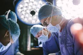 Breaking News medical. Revoluționează transplantul de plămâni pentru români