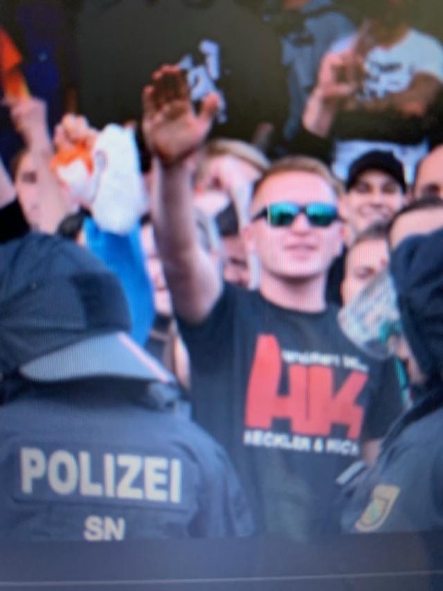 Poliţia germană creează un nou departament „dedicat” extremei drepte 