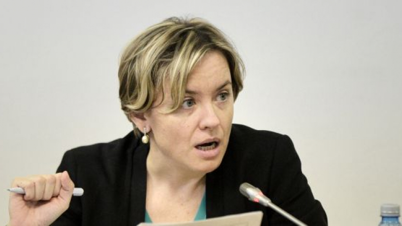 Cosette Chichirău, atac la PNL şi PSD: „Îşi împart ţara ca la tarabă”