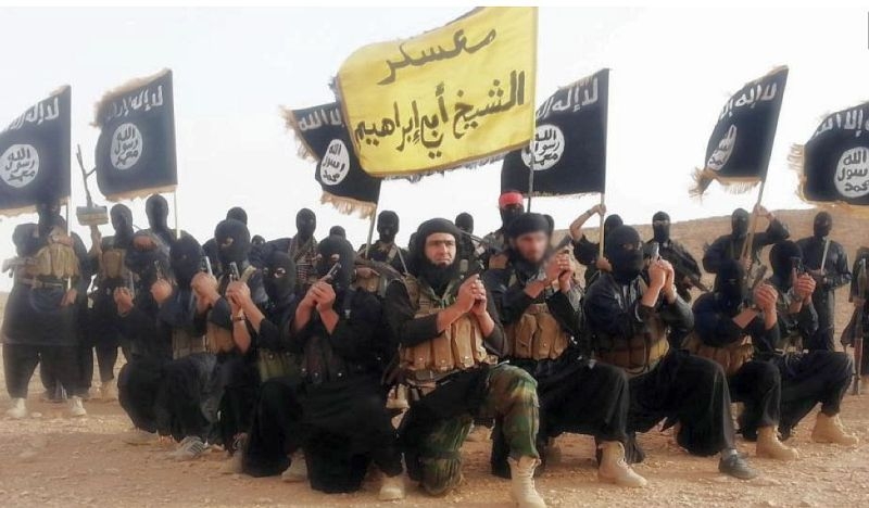 Dezvăluiri halucinante: Statul Islamic nu a fost doborât niciodată