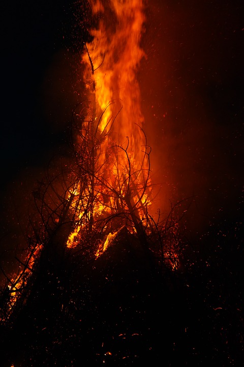 Incendiu monstruos în Spania. Insula Gran Canaria arde