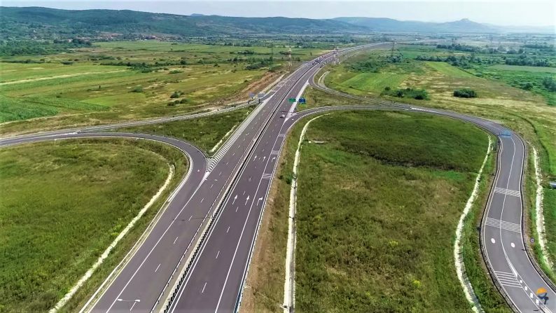 Pentru ce s-a construit, de fapt, autostrada Lugoj-Deva. Imaginea a devenit virală