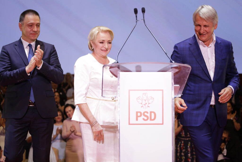 Planurile lui Ciolacu, răsturnate?! Cine a mers s-o convingă pe Dăncilă să nu demisioneze de la șefia PSD