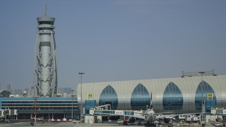 Atac cu drone. Aeroportul Internaţional din Dubai a fost închis. Măsură de urgenţă a autorităţilor