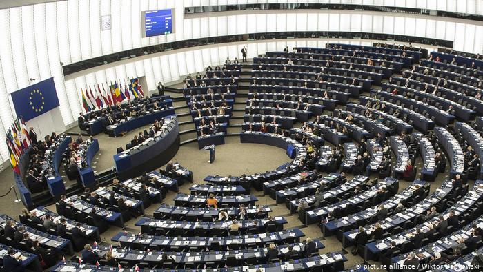 Scandaluri fără sfârșit în Parlamentul European! Derapajele eurodeputaților