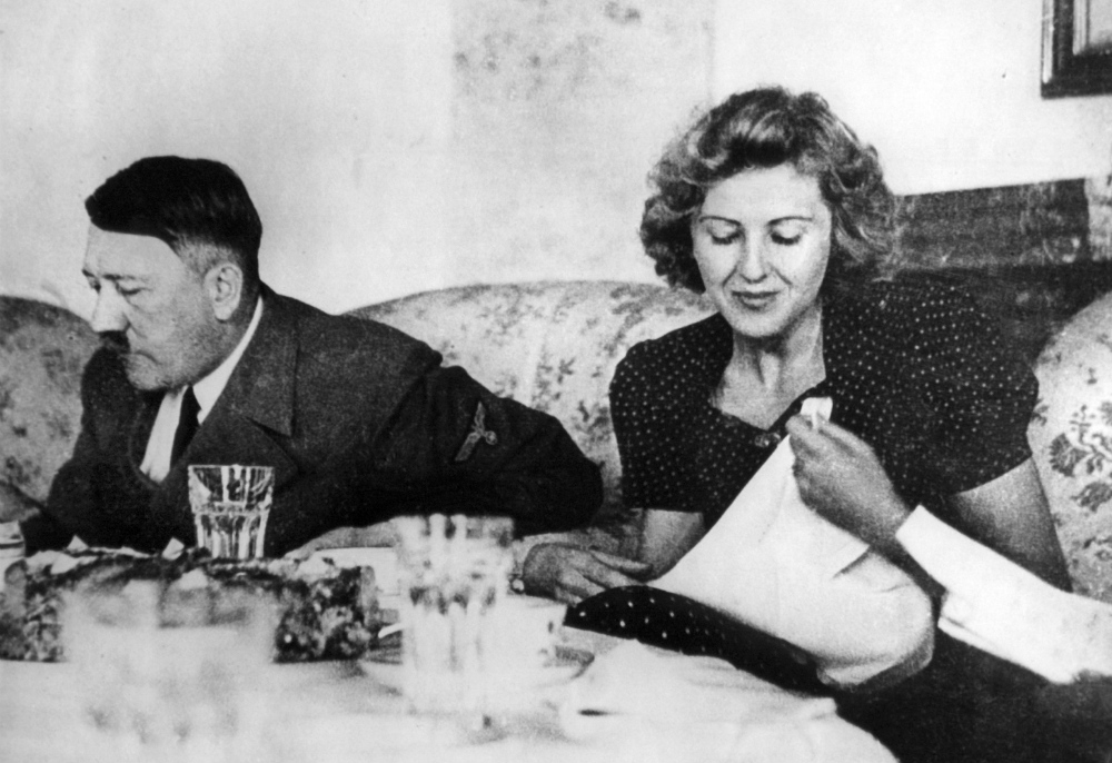 Din culisele istoriei. Ce injecții i se făceau lui Hitler înainte să-și petreacă noaptea cu Eva Braun?