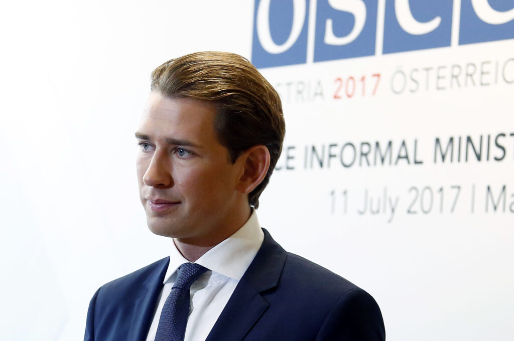 Cancelarul Sebastian Kurz declară că Austria nu vrea să primească refugiaţi afgani