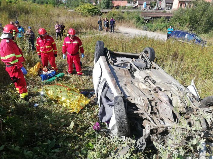 Accident dramatic în Hunedoara. Mașina a sărit de pe pod
