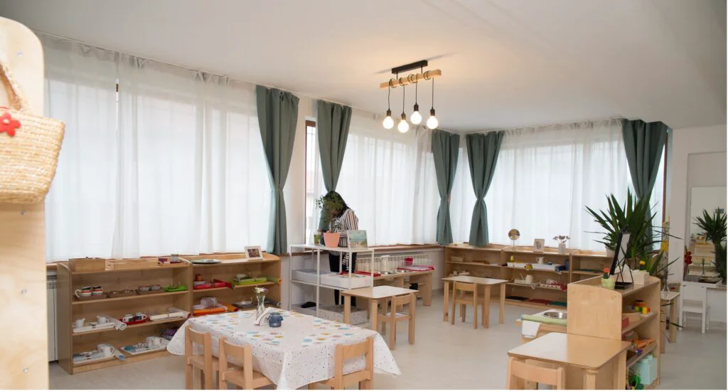 Primul Centru social Montessori din România, inaugurat în Capitală