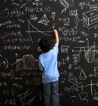 Copiii care au o relație „armonioasă” cu părinții se descurcă mai bine la matematică