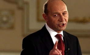 Băsescu, atac la Premier. „Dăncilă este un cumpărător generos de lichele politice”