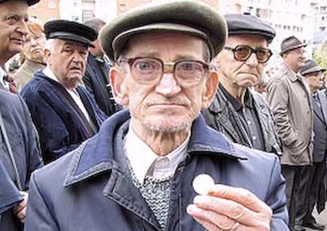 Pomana pentru pensionari, viitorul României? Decizia naște scandaluri uriașe
