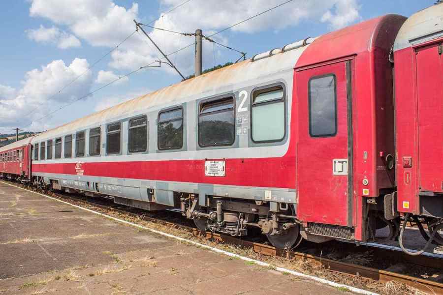 Cine va putea circula pe linia de tren Otopeni – Gara de Nord. CFR, poziție oficială