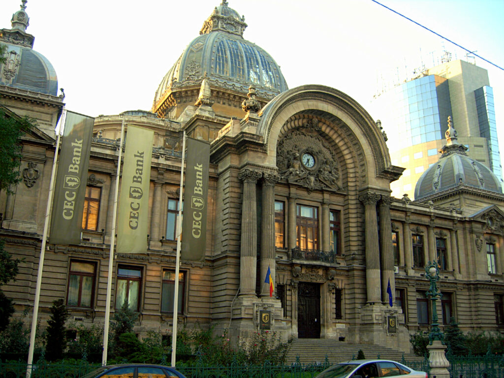 Schimbări dramatice la cea mai veche bancă din România. Ministrul Finanțelor a spus-o clar