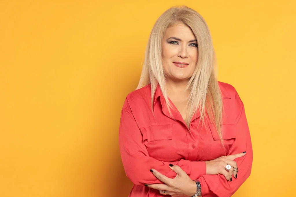TVR 2 lansează „În direct cu VIAŢA”, o emisiune cu Liana Stanciu